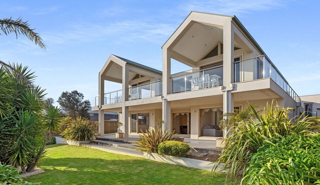 Sunset View Luxury 4 Bedrooms With Sauna