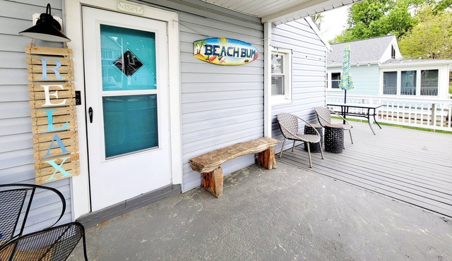 Sunset Views, Grilling, Short Walk to The Beach ~ Located on the Point
