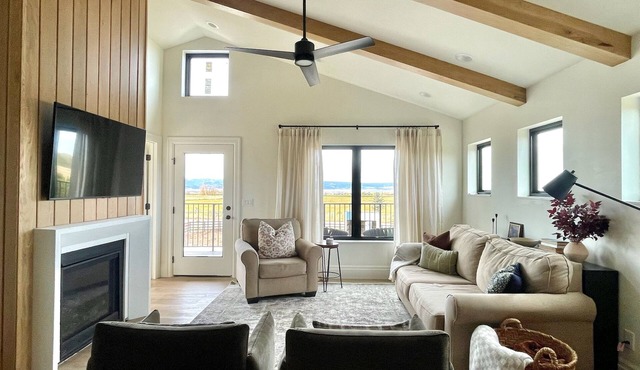 Sunset Views & Ranch Life ~ Targhee Barndominium