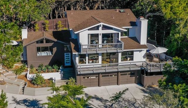 Sunset Villa: Upscale Three Bedroom Three Bath with Ocean Views