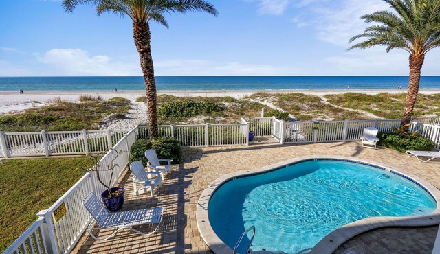 Sunset Villas 1 Amazing pool|Beachfront|BBQ|2 balconies-only 4 condos!