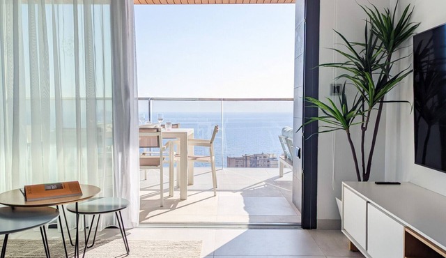 SUNSET WAVES retreat apartment