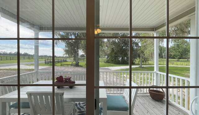 Sunsets and Horse Ranches Cottage