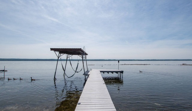 Sunsets and Wine: "Cayuga Lake - East Side Beauty in Aurora!"