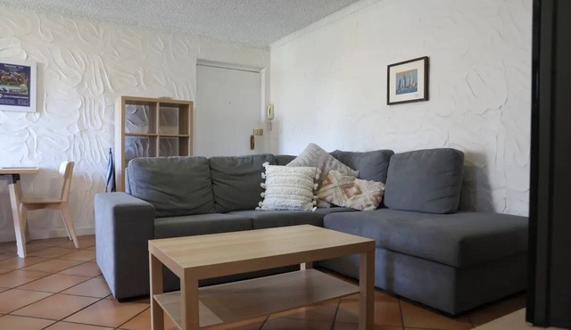 Sunsets at Glenelg - entire 3 bedroom apartmentn