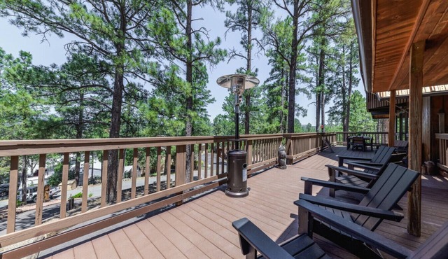 Sunsets & Lattes: Hot Tub/Decks/Views/Mtn Luxury