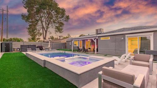 Sunsets on 11th by AvantStay Resort-Style Pool Hot Tub Game Room