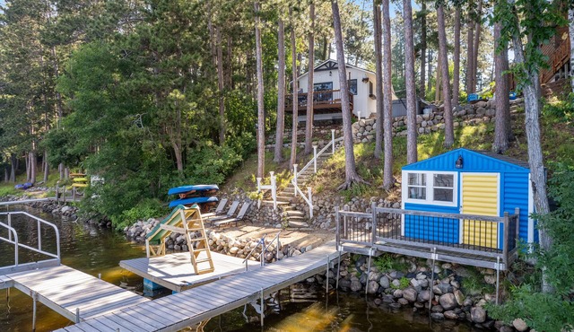 Sunsets on Sibley LakenBeautiful Lakehome in the heart of cabin country!