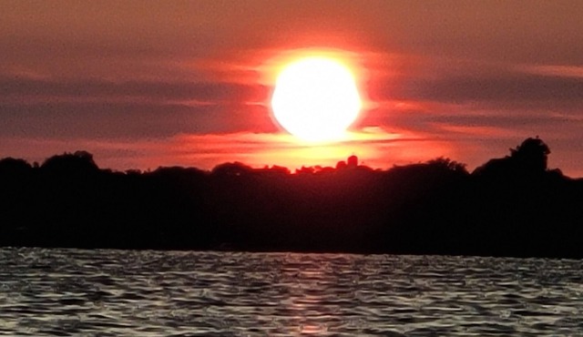SUNSETS TO DIE FOR