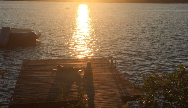 Sunsets, Waterfront, Sleeps 9,