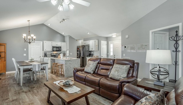 SunsetView Blvd - For Family & Friends Gatherings