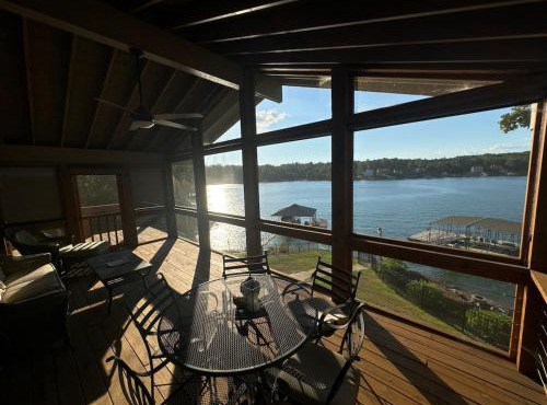 SunsetViews - Screened Porch