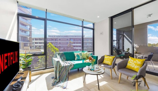 Sunshine 2 Bed home in Olympic Park