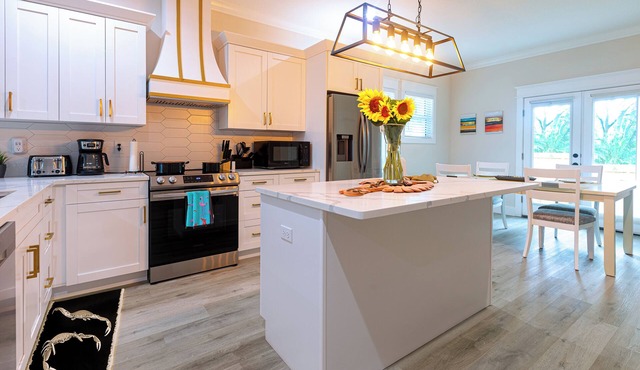 Sunshine Bungalow in Tampa Florida - Vacation Rental