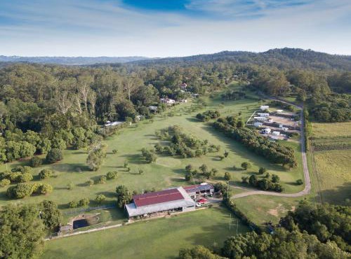 Sunshine Coast retreat your own private golf course