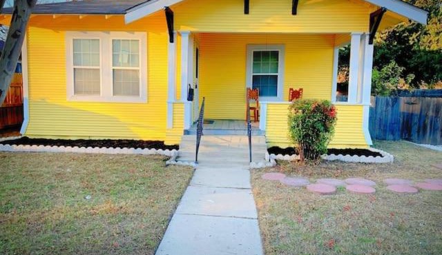 Sunshine Cottage-Cozy Bright Family Home The Pearl