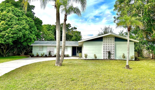 Sunshine Haven: Relax and Unwind