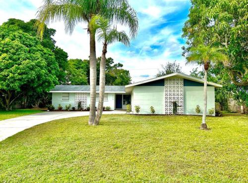 Sunshine Haven: Relax and Unwind