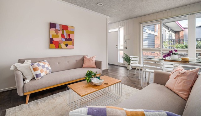 Sunshine Retreat Villa 7