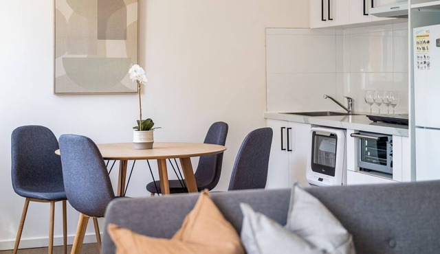 Sunshine Retreat Villa 8