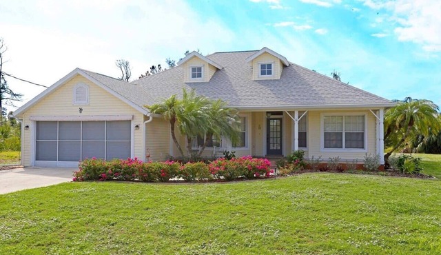 Sunshine Retreat: with SW Facing Pool #36