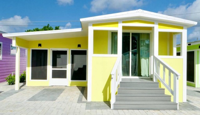 Sunshine Tiny Home Pinecraft