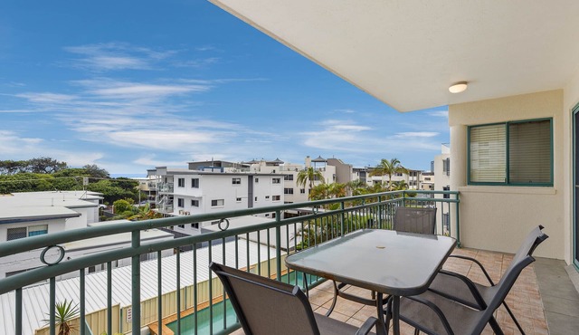 Sunshine Towers 3 Bedroom Ocean Side Apartment