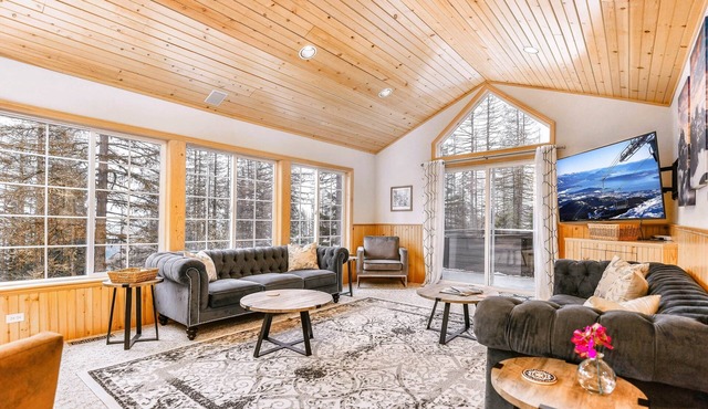 Sunspot Lodge w/Sauna and Spa