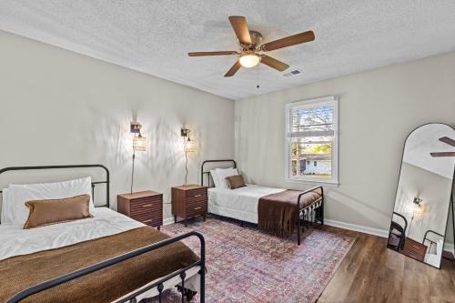 Sunwoven Townhouse half a mile to downtown