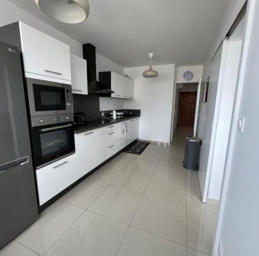 Super 4 Pièces refait à neuf