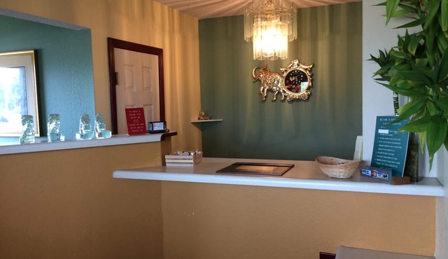 Super 7 Motel Sedalia