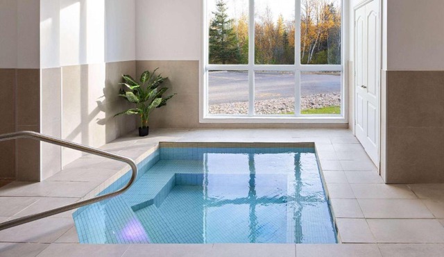 Super 8 by Wyndham Sainte Agathe Des Monts