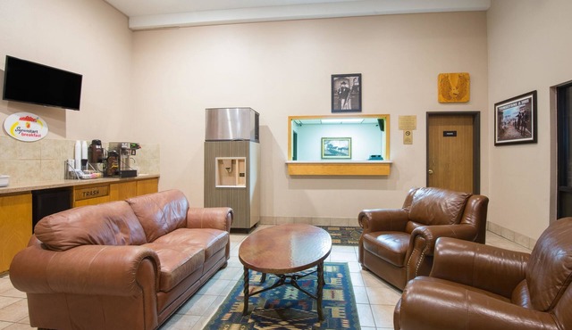 Super 8 by Wyndham Abilene KS