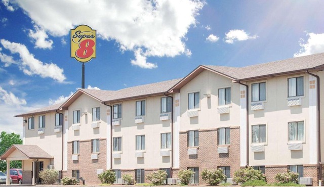 Super 8 by Wyndham Abilene KS