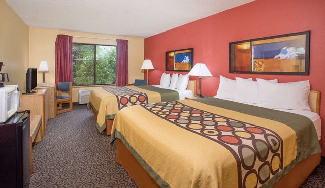 Super 8 by Wyndham Appleton