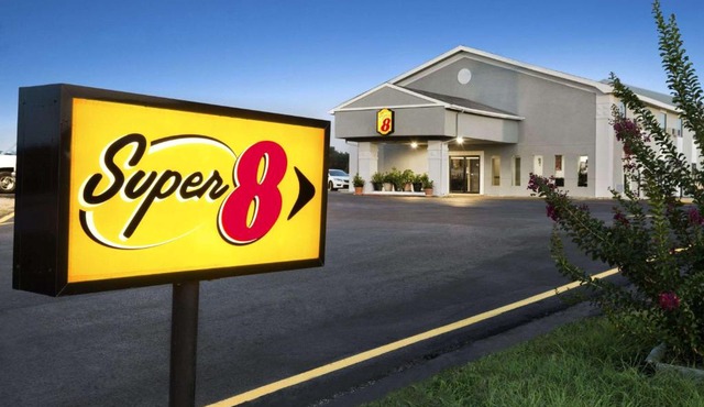 Super 8 by Wyndham Ardmore