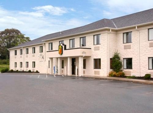 Super 8 by Wyndham Bedford