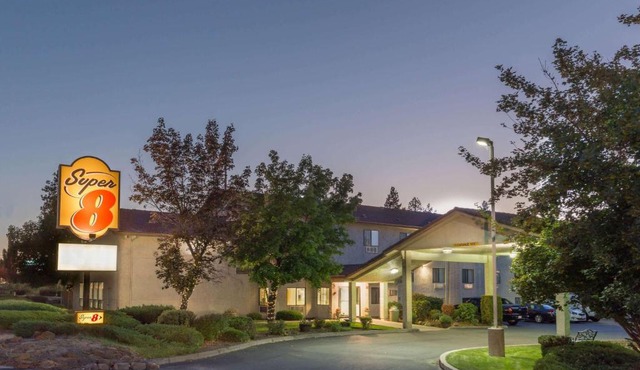 Super 8 by Wyndham Bend