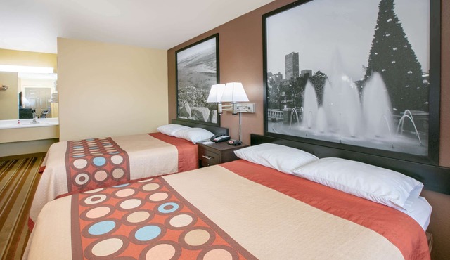 Super 8 by Wyndham Big Cabin/Vinita Area