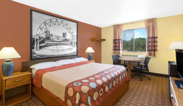 Super 8 by Wyndham Boone