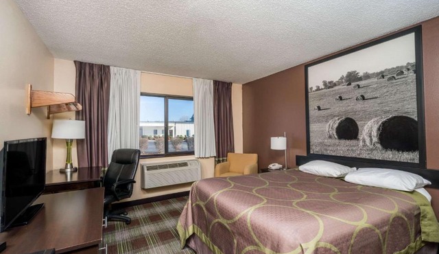 Super 8 by Wyndham Campbellsville KY