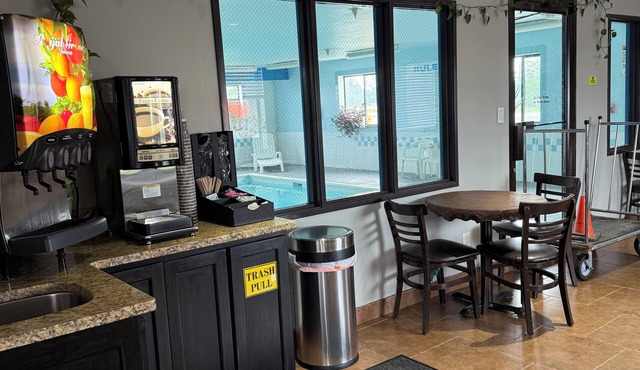 Super 8 by Wyndham Campbellsville KY