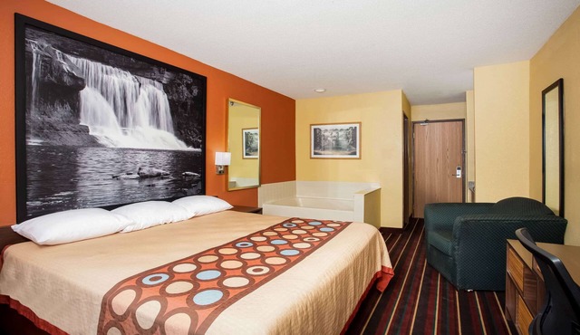 Super 8 by Wyndham Crawfordsville