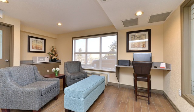 Super 8 by Wyndham Calgary/Airport