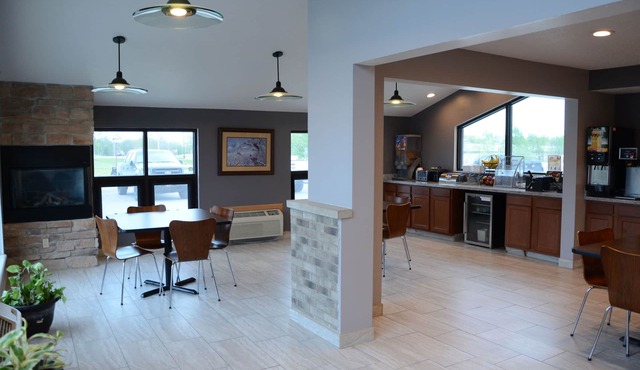 Super 8 by Wyndham Centerville