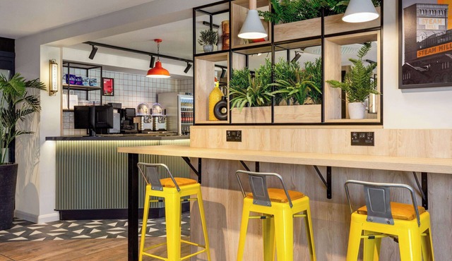 Super 8 by Wyndham Chester East