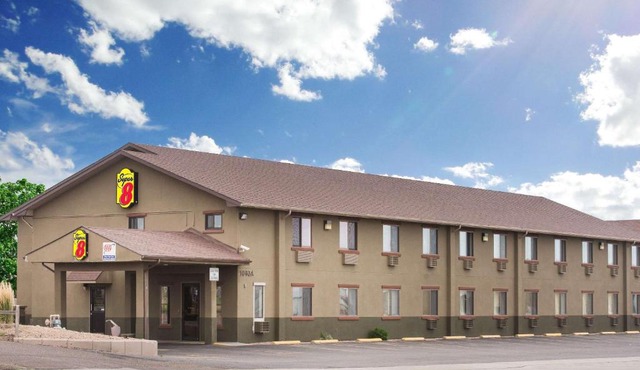 Super 8 by Wyndham Colby