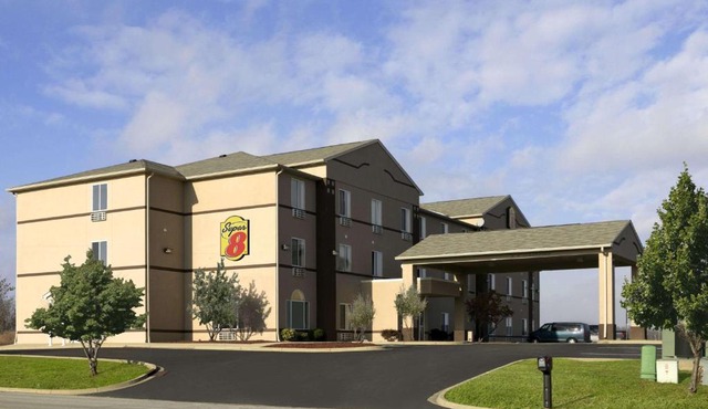 Super 8 by Wyndham Corydon