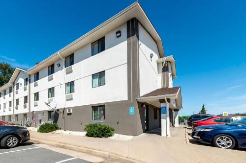 Super 8 by Wyndham Dumfries/Quantico