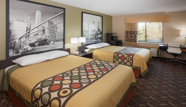 Super 8 by Wyndham Dwight